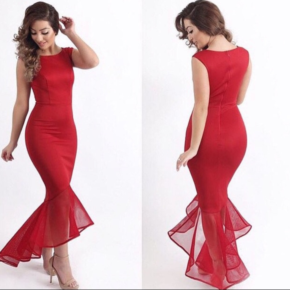 Fabulous dress perfect for a special event or wedding. High quality material